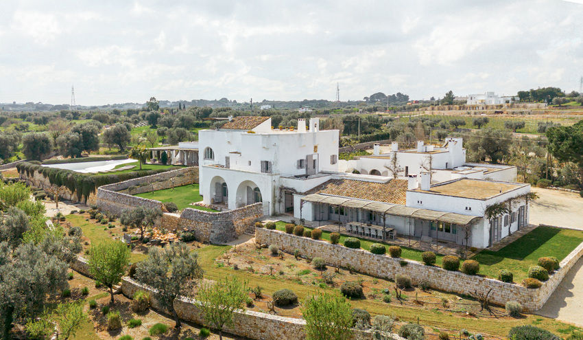 Masseria Petrarolo estate with white building