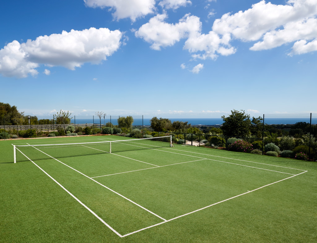 Petrarolo tennis court
